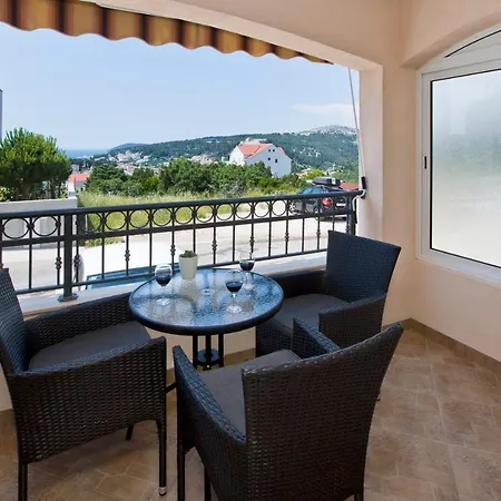 Zara Apartman